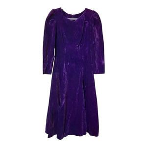 Vintage 80s Purple Crushed Velvet Puff Shoulder Long Sleeve Whimsical Goth Dress